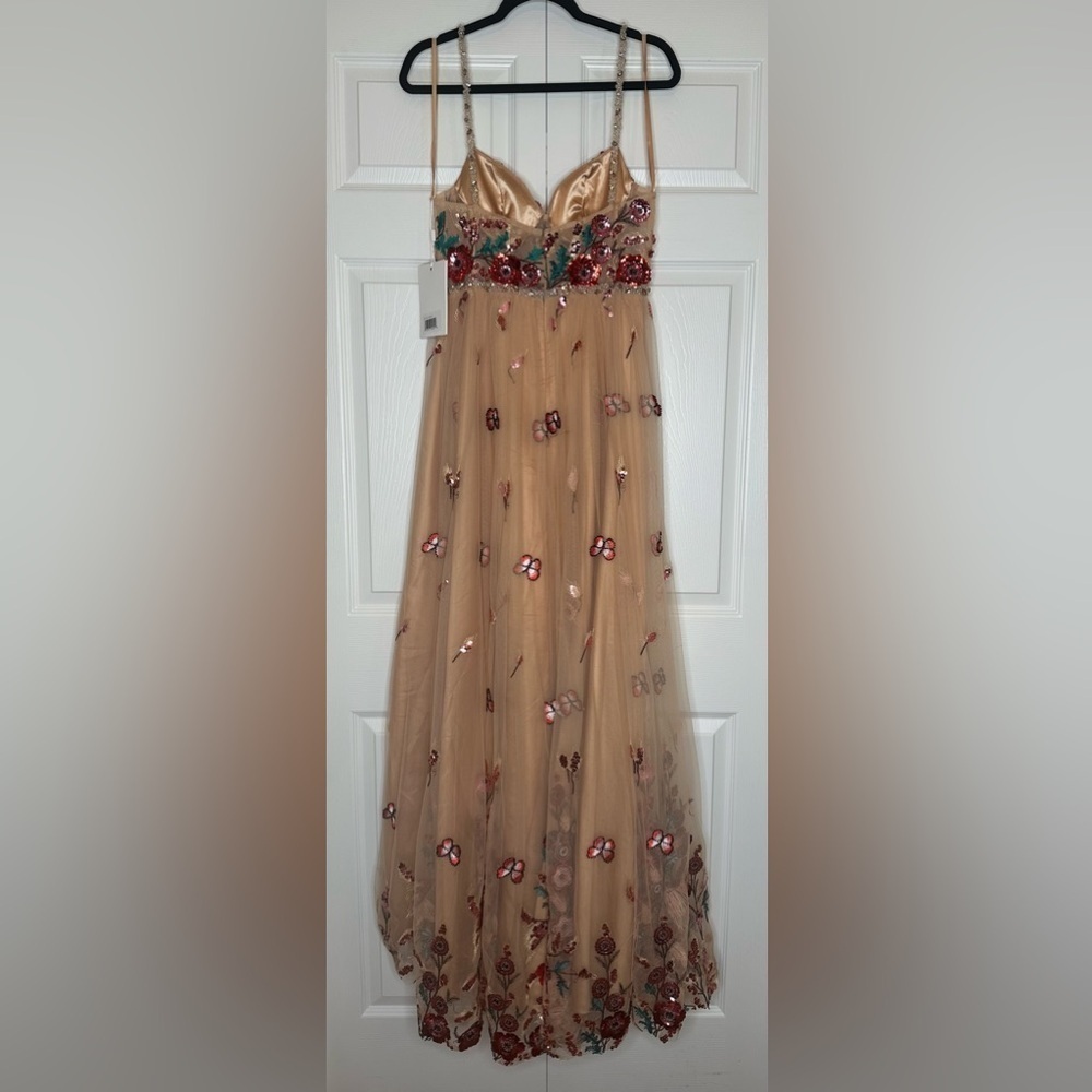 MAC DUGGAL Beige Embellished Floral Detail A Line Gown Size 8 Style #681101 NWT - Picture 10 of 16